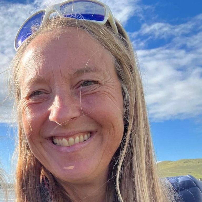 Kate Alexander artist profile picture